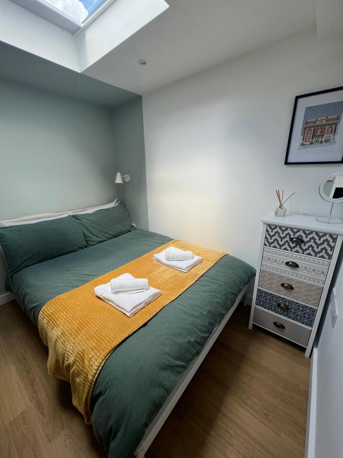 Central Ensuite Guest Unit With Ac And Free On-Street Parking Brighton Kültér fotó